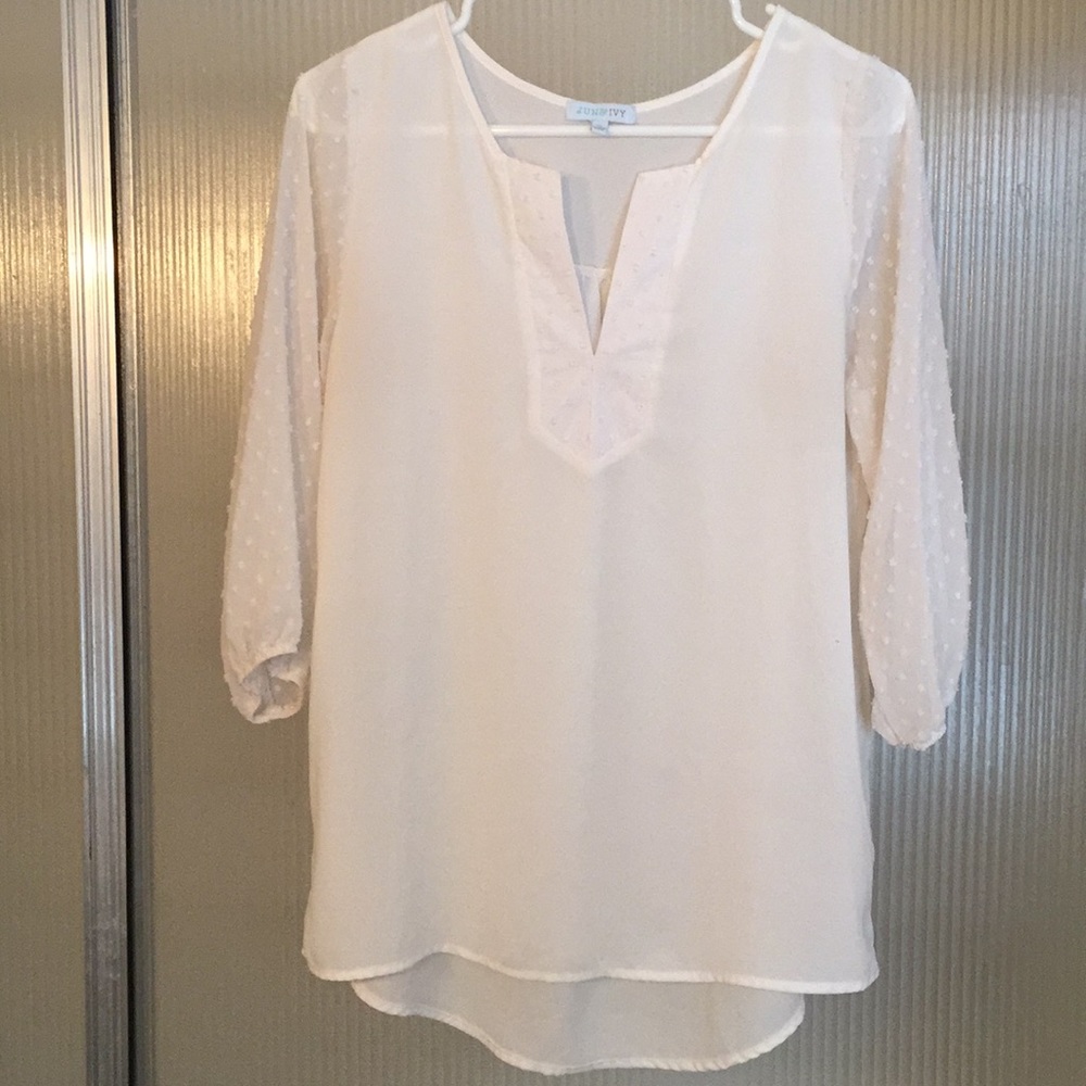 ▫️ Cute and Professional White Blouse ▫️